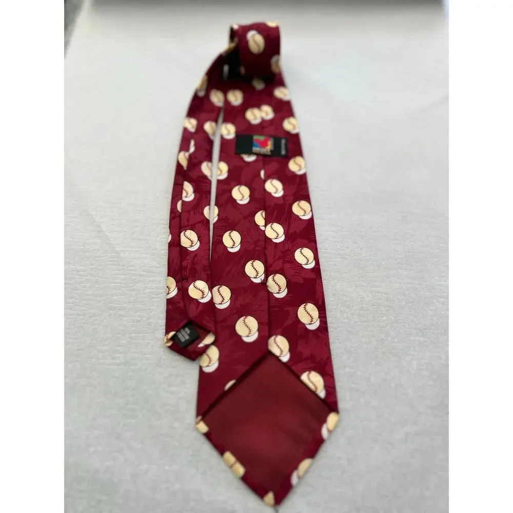Vintage 90's Mickey Unlimited Disney Goofy Baseball Novelty Necktie L58 W 3.75